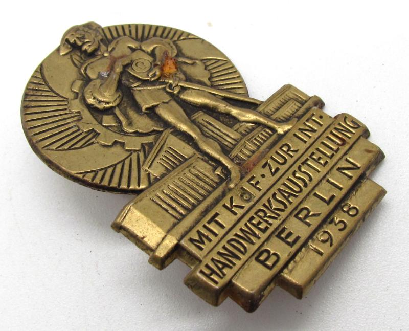 (KDF)1938 Berlin International Handicraft Exhibition Badge