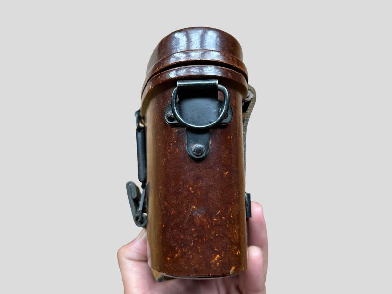 WH (Heer) Baklite 6x30 Binoculars Case