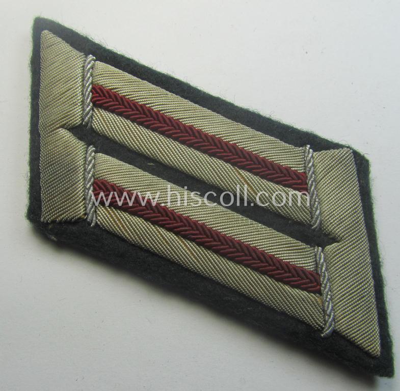 Fully matching - and just moderately used! - pair of WH (Heeres) hand-embroidered, officers'-type collar-tabs (ie. 'Kragenspiegel für Offiziere') as was intended for - and/or clearly worn by! - an: 'Offizier der Nebelwerfer-Trpn.'