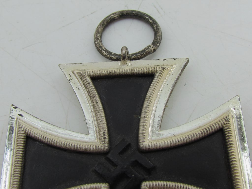 Iron Cross 2nd Class 1939 (Eisernes Kreuz 2. Klasse) – Maker 13 Gustav Brehmer