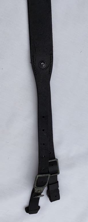 Reproduction German 'Y' straps