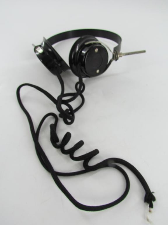 Wehrmacht Transmitter/Receiver Headphone Set
