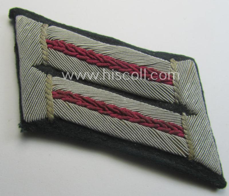 Pair of WH (Heeres) (later-war-pattern) officers'-type collar-tabs (ie. 'Kragenspiegel für Offiziere') as intended for an officer serving within the: 'Veterinär-Truppen o. Generalsstab'