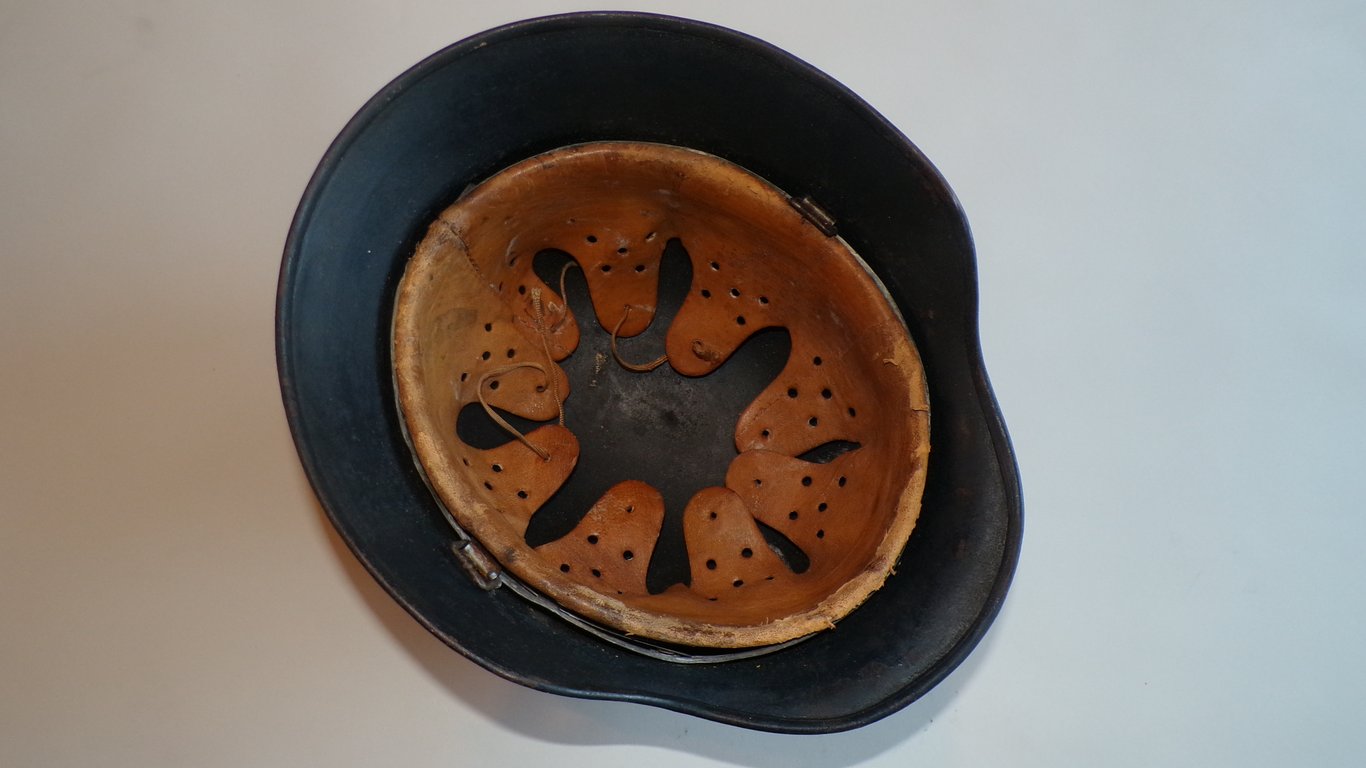 No decal M40 Luftwaffe blue helmet!