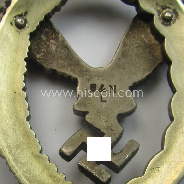 WH (Luftwaffe) war-badge (ie. 'LW-Flugzeugführer-Abzeichen' or: pilots'-war-badge) by the 'Berg & Nolte'-company