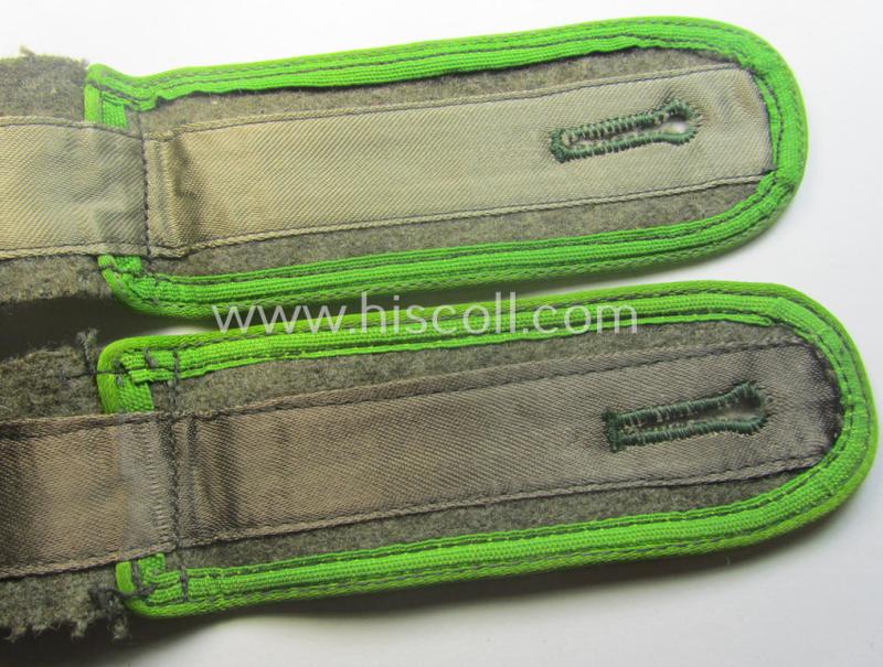 Pair of WH (Heeres) 'M44'-styled ie. 'simplified' EM-type shoulderstraps: 'Sld. eines Pz-Gren.-Rgts.'