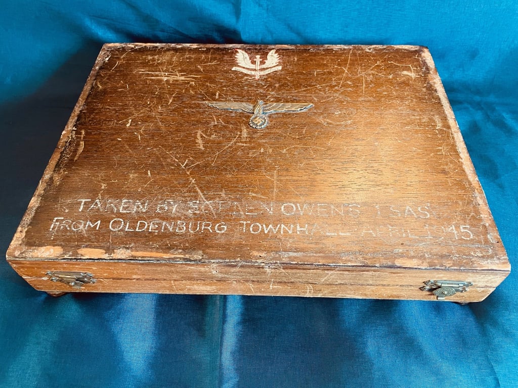 VERY RARE WWII  1st SAS (SPECIAL AIR SERVICE) REGIMENT COLLECTION, SGT LEN OWEN. ADDITIONAL PHOTOS