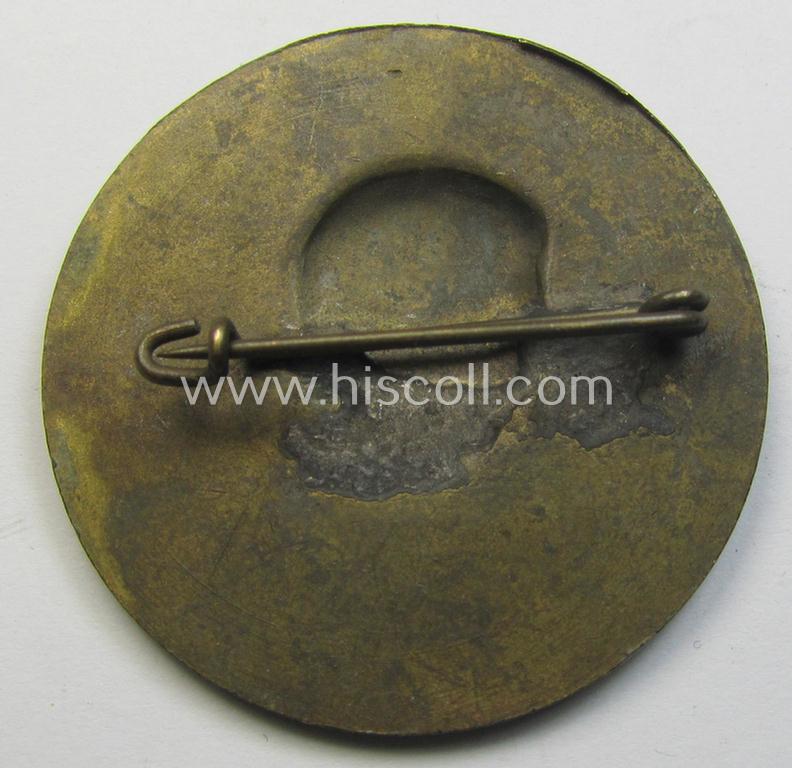 Commemorative - and truly detailed! - silvered 'Buntmetall'-based, N.S.D.A.P.-related 'tinnie' being a non-maker-maker-marked example depicting an illustration of Adolf Hitler and text that reads: 'N.S. Hago Gauaufmarsch - Bremen - Juni 1934'