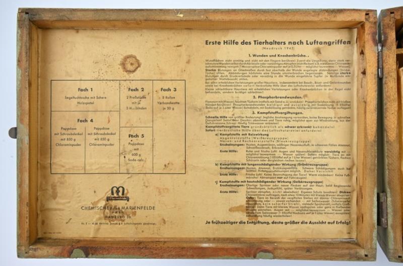 German LS Wooden Animal Air-raid medical box