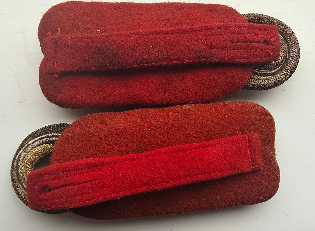 WW2 German Heer Generals slip on shoulder boards