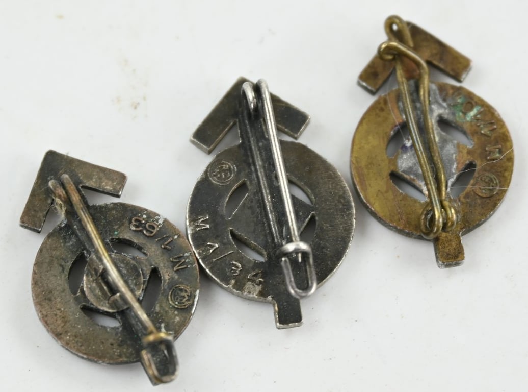 German Tinnie Hitler Youth Proficiency Badge Set