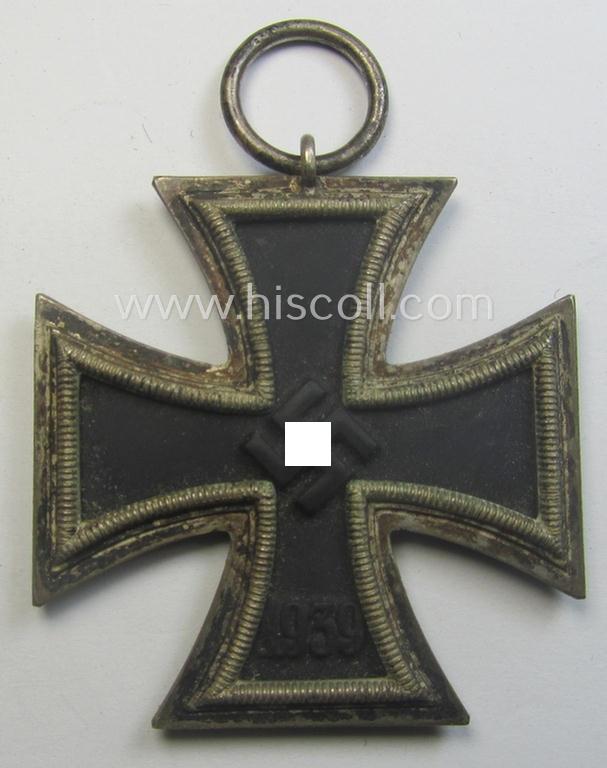 'Eisernes Kreuz II. Klasse' being a maker- (ie. '55'-) marked example by the maker (ie. 'Hersteller'): 'J.E. Hammer & Söhne'