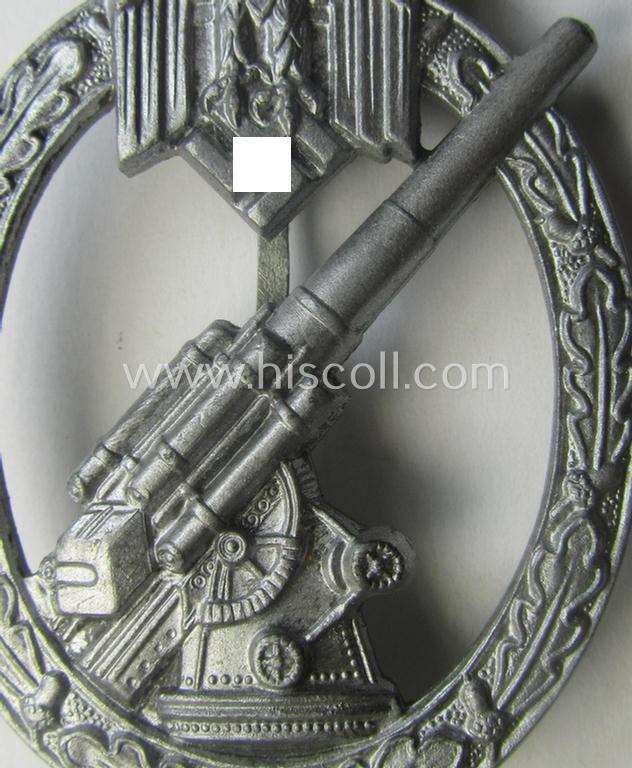 'Virtually mint' example of a: 'Heeres-Flakkampf-Abzeichen' being a (typical) non-maker-marked- and/or zinc- (ie. 'Feinzink'-) based specimen as was produced by the desirable maker (ie. 'Hersteller'): 'Förster & Barth'