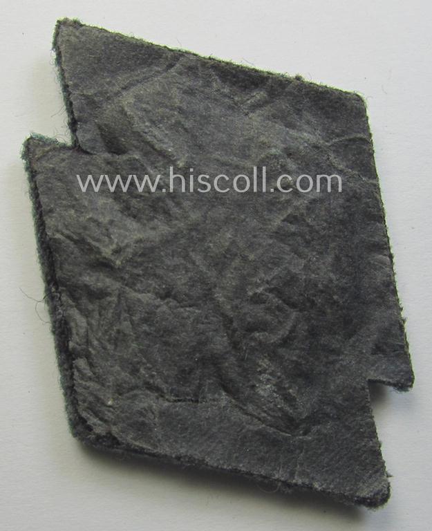 Hand-embroidered - and never tunic-attached! -: 'SS o. Schutzpolizei'-related officers-pattern, breast-runes (ie. 'SS-Runen Brustabzeichen für Offiziere der Schutzpolizei')