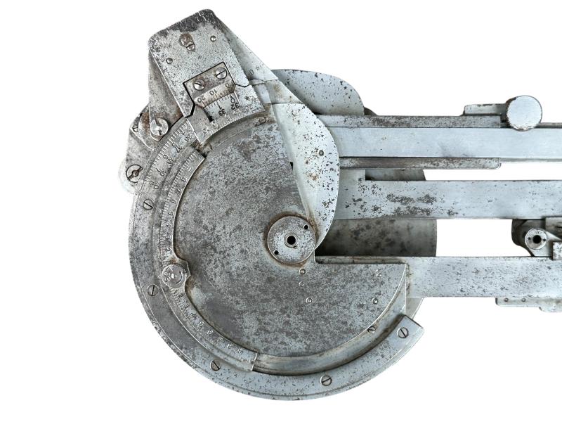 Wehrmacht 'Messdreieck 34' in Carrying Pouch