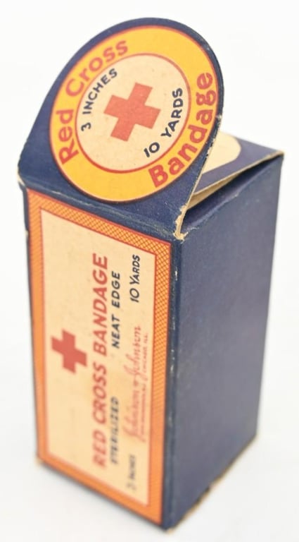 US WW2 Red Cross Bandage Pack with Content