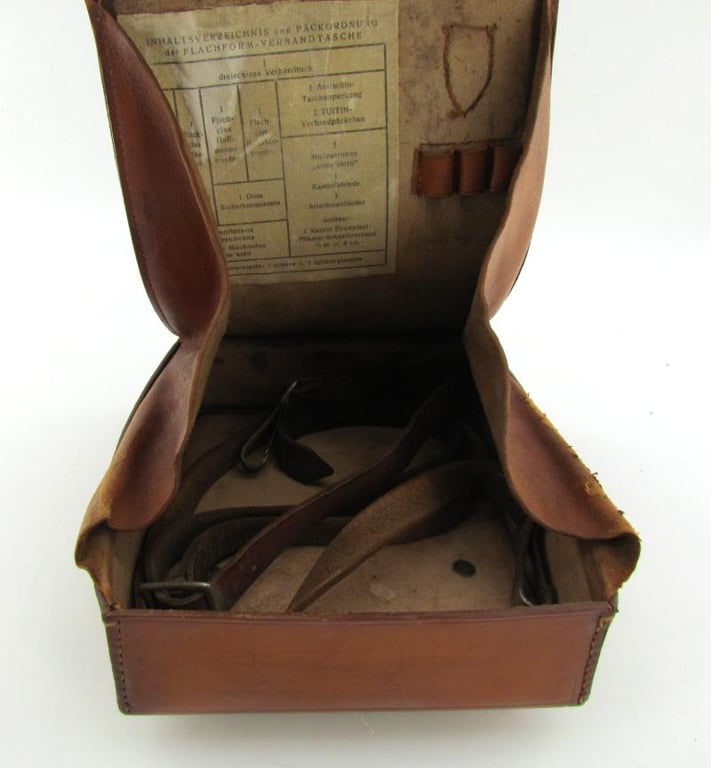 Deutsches Rotes Kreuz D. R. K.  Medical Pouch