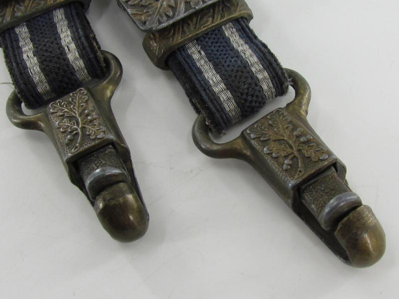 Luftwaffe officer dagger hangers by U.E.10 RZM