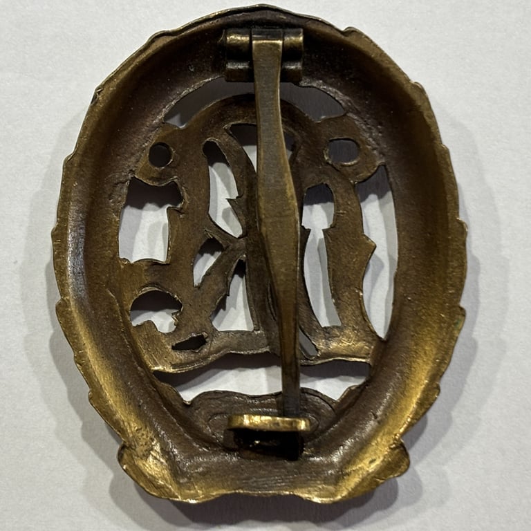 DRL Sports Badge in Bronze pre 1937