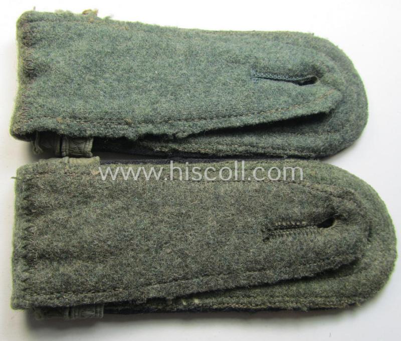 Fully matching - and actually scarcely seen! - pair of WH (Heeres) NCO-type (ie. 'M40- o. M43'-pattern) shoulderstraps as was intended for usage by an: 'Unteroffizier u. Offiziers-Anwärter eines Pionier-Bataillons o. Regiments'