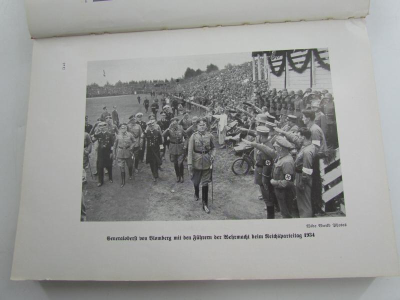 Book : Waffenträger der Nation – Ein Buch der Deutschen Wehrmacht für das Deutsche Volk(1934)