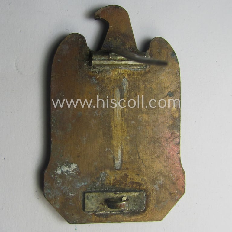 Period-altered, N.S.D.A.P.-related 'tinnie' (ie. 'Tagungs- o. Veranstaltungsabzeichen'-) being a non-maker-marked, 'solid-back'-pattern and/or golden-bronze-toned example showing the text: 'N.S.D.A.P. Reichsparteitag - Nürnberg 1933'