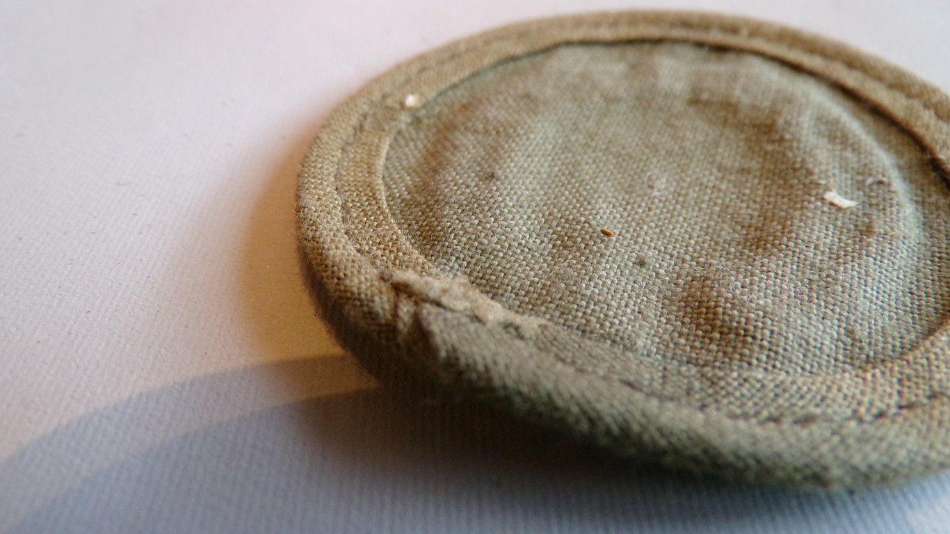 Tropical Army Qualified Farrier Sleeve Badge