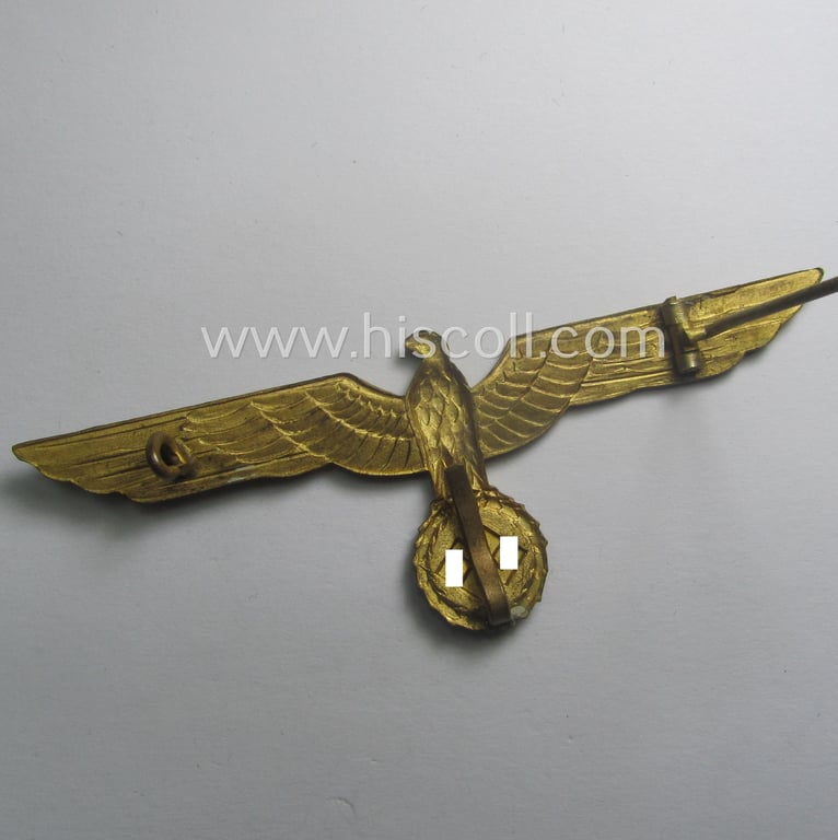 WH (Kriegsmarine) bright-golden-toned breast-eagle as intended for usage onto the white-coloured, naval-type summer tunics ('Brustadler für Sommerrock der Kriegsmarine')
