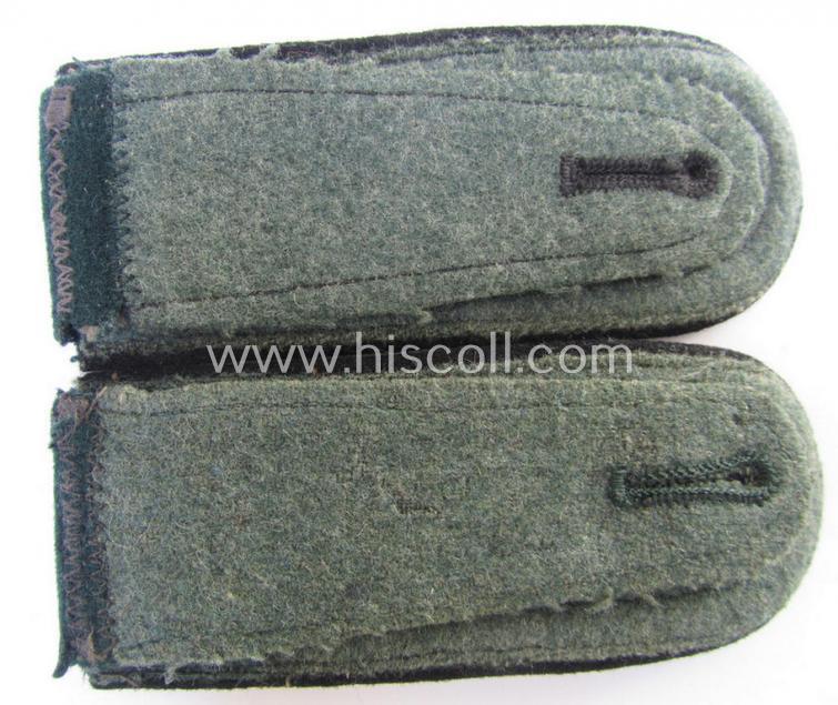 Neat - and fully matching! - pair of WH (Heeres), early-war period- (ie. 'M36'-pattern- and rounded-styled) 'cyphered' NCO-type shoulderstraps as was intended for - and clearly used by! - a: 'Feldwebel u. Mitglied einer Pionier-Schule'