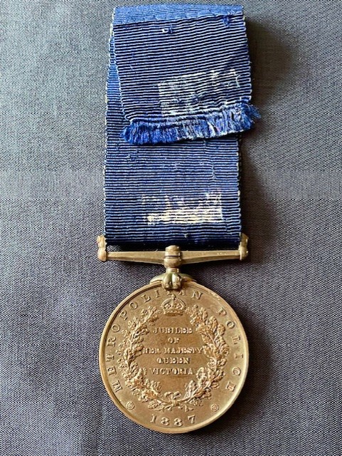VERY RARE H DIVN PC F. SYMONDS MEDAL & SET 1888 WHITECHAPEL JACK THE RIPPER.