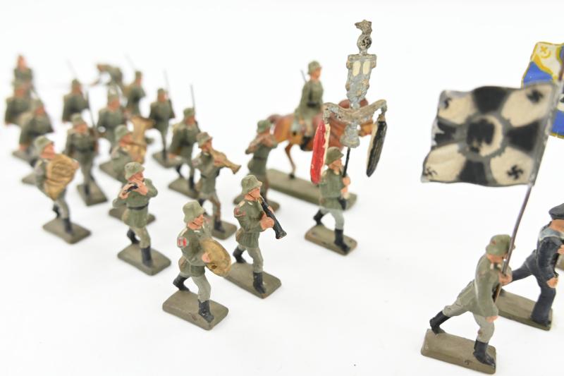 German Lineol Toy Figure Set