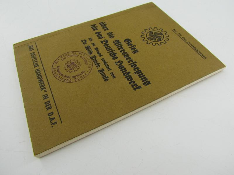 Book : "Das Deutsche handwerk" in der DAF