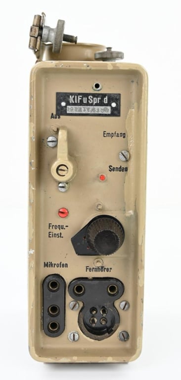 German WH Kleinfunksprecher D (Kl.Fu.Spr.D) 'Dorrette'