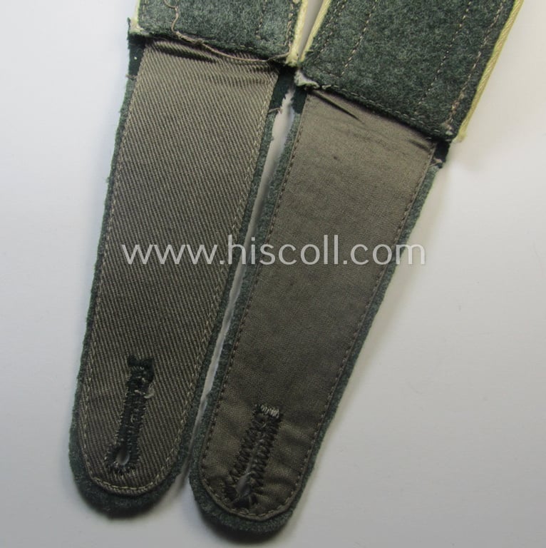 Attractive - and fully matching! - pair of WH (Heeres), pre- ie. early-war period- (ie. 'M40'-pattern, rounded-styled) typical 'standard-issued' NCO-type shoulderstraps as intended for an: 'Unteroffizier der Infanterie-Trpn.'