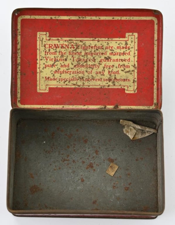 British WW2 Period 'Craven A' Virginia Cigarettes Tin box