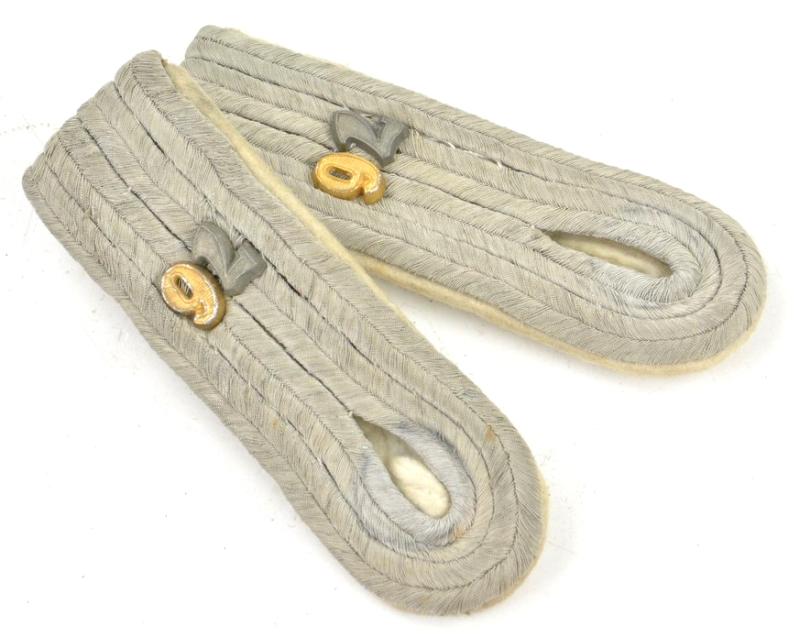 German WH Infantry Officer's Shoulderboards Rgt.76