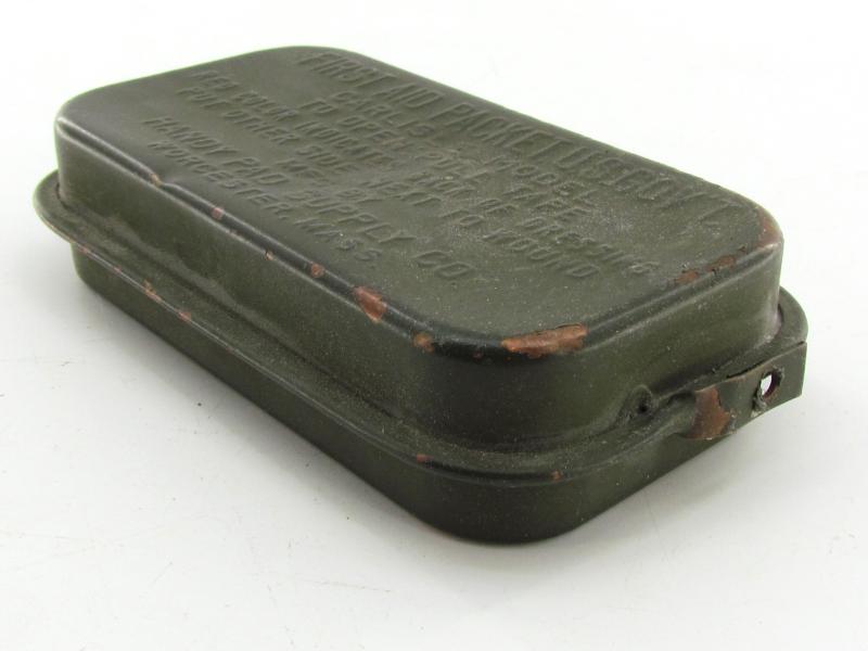 US WWII First aid packet, carlisle model