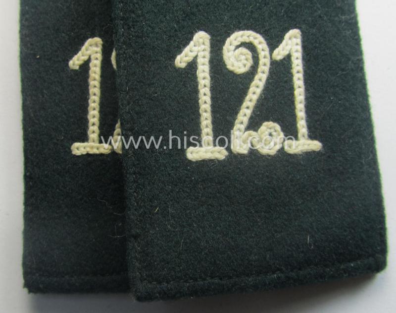 Pair of WH (Heeres), early- (ie. pre-) war-period, 'M36- o. M40'-pattern (pointed-styled- and 'cyphered') so-called: EM-type shoulderstraps: 'Soldat des Infanterie-Rgts. 121'