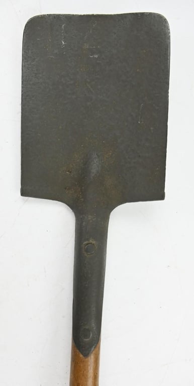 German WH Shovel