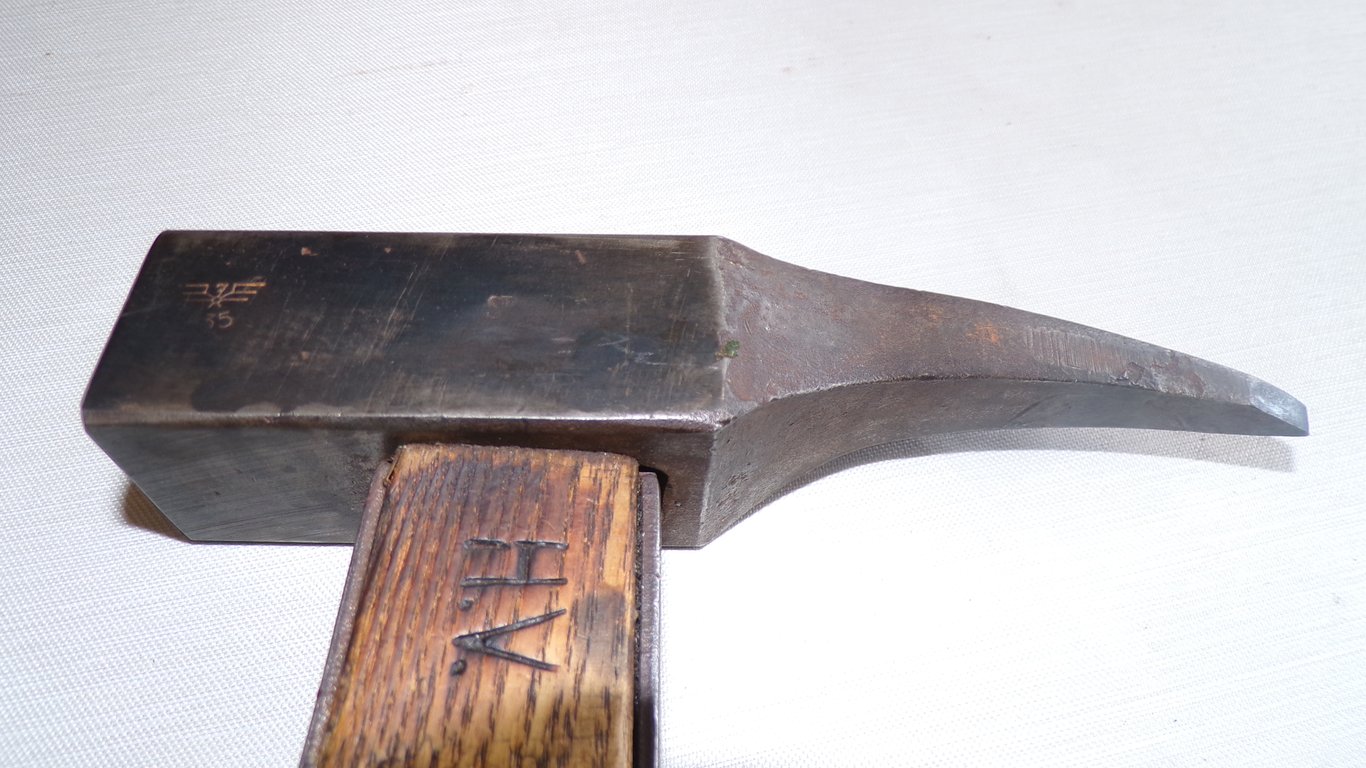 Gebirgsjäger Pioneer Hammer / Ice Axe with WaA