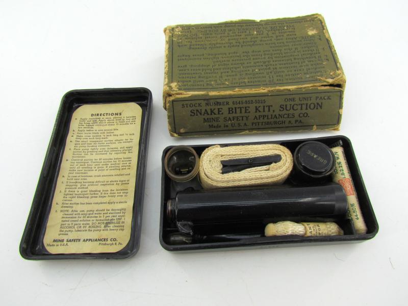 Complete US WWII Snake Bite Kit....Rare
