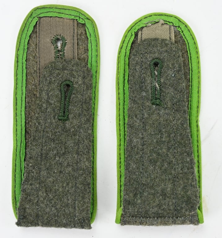 German WH M44 Shoulderboards Panzer-Grenadier