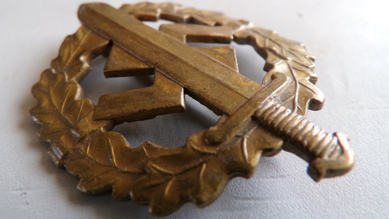 SA Sports Badge in Bronze 2nd Model 1935-1938