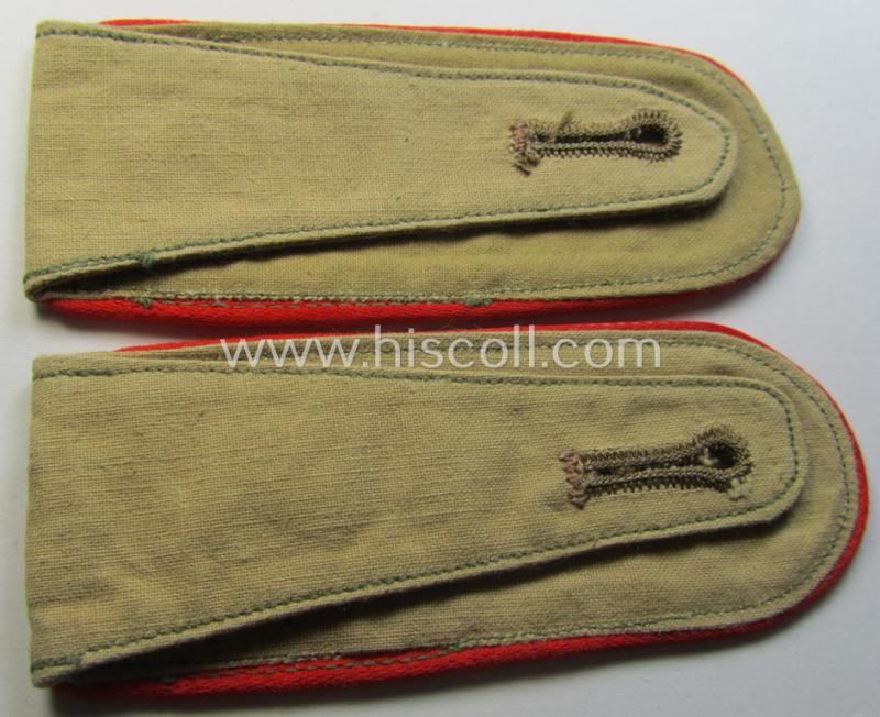 Pair of WH (Luftwaffe) 'tropical-styled', EM-type shoulderstraps: 'Soldat der Flak-Artillerie-Trpn.'