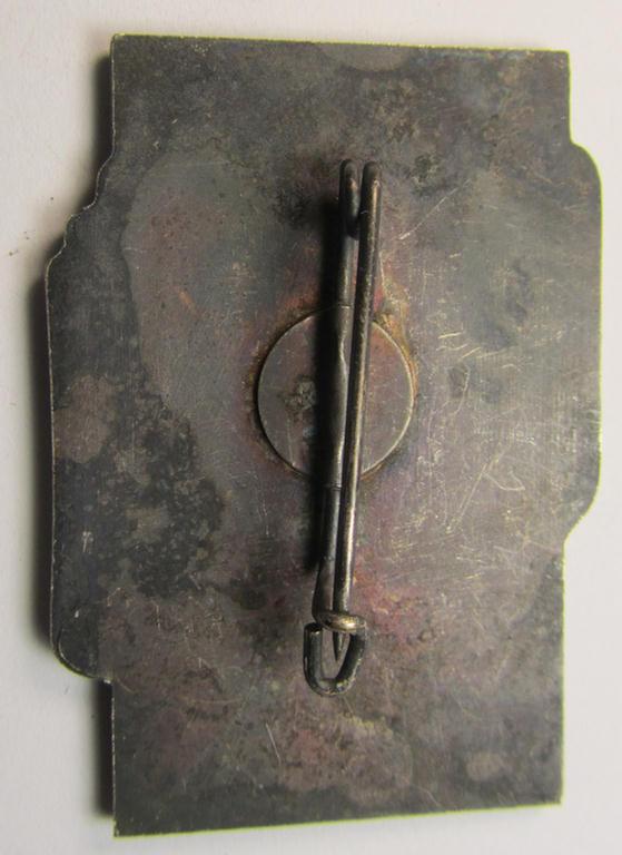 Commemorative (zinc- ie. 'Feinzink'-based) N.S.D.A.P.-related 'tinnie', being a non-maker marked example depicting an 'oath-taking hand' and swastika-flag and text: 'Gauparteitag Württemberg Hohenzollern - Stuttgart - 25.II.1934'