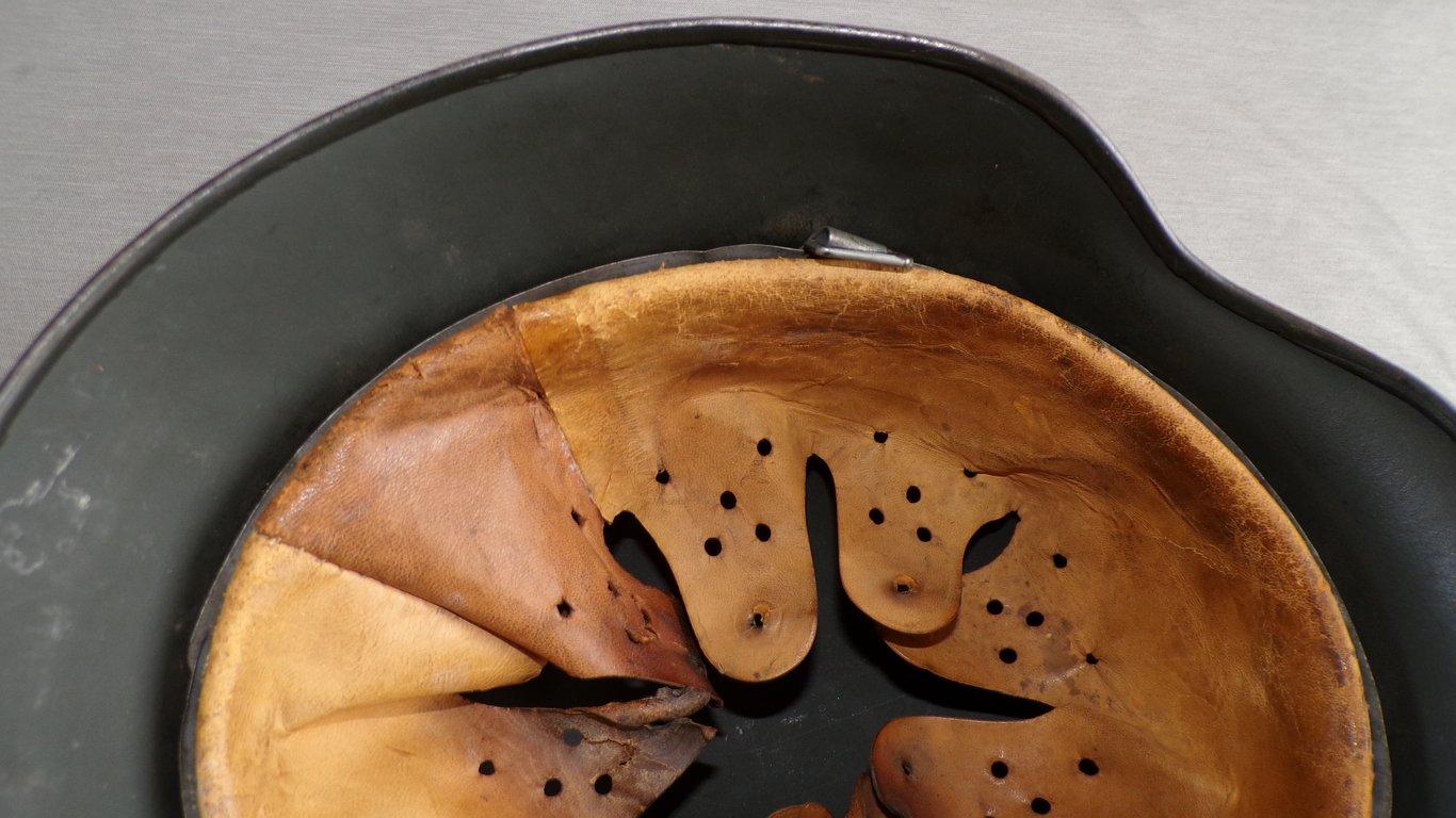 HEER M40 DOUBLE DECAL COMBAT HELMET