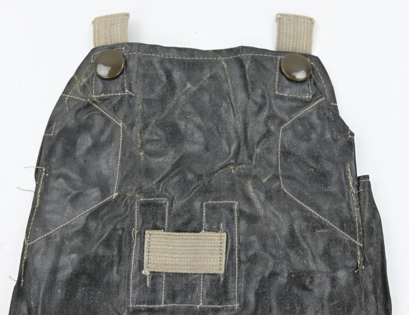 German WH M31 Gascape Pouch
