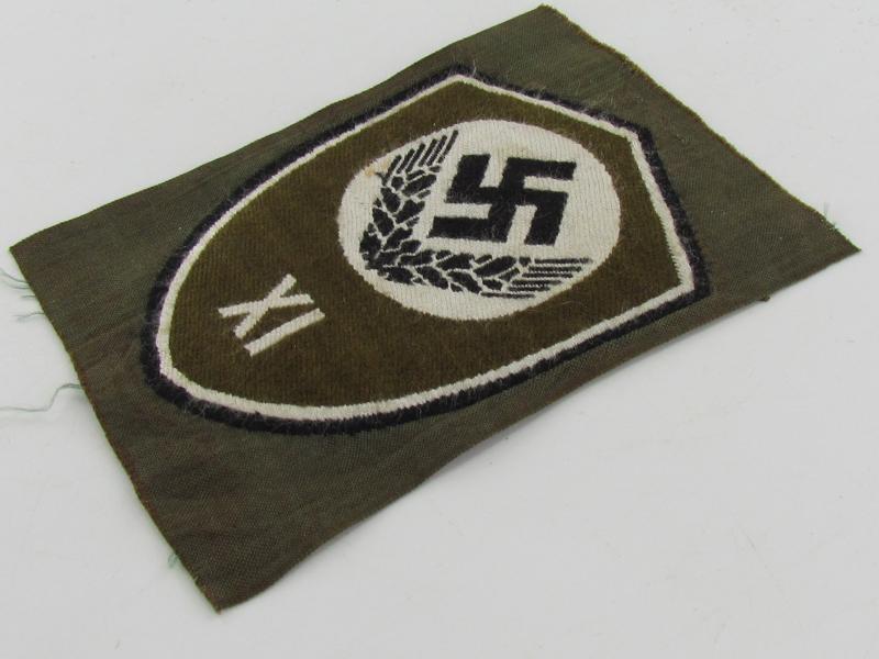 'RADwJ'-sleeve-badge ( Female Related )