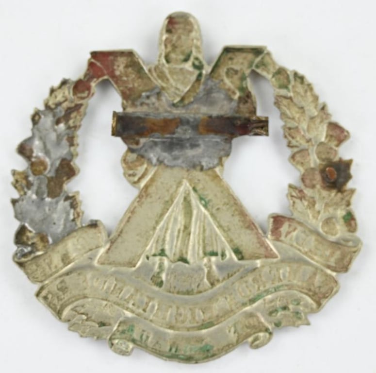 British WW2 Queen's Own Camaron Higlanders Regiment Cap Badge