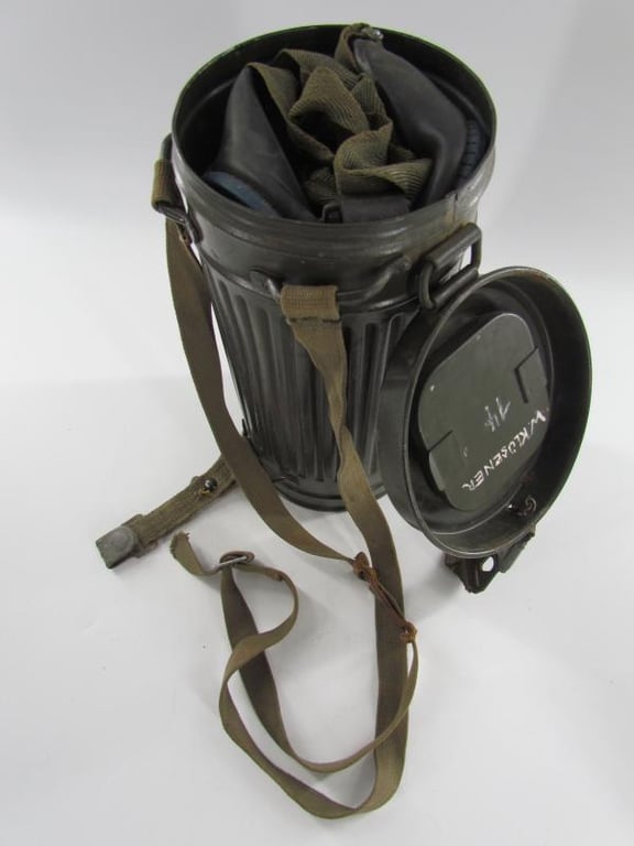 WH/SS Gasmask Cannister With M38 Gasmask and Filter